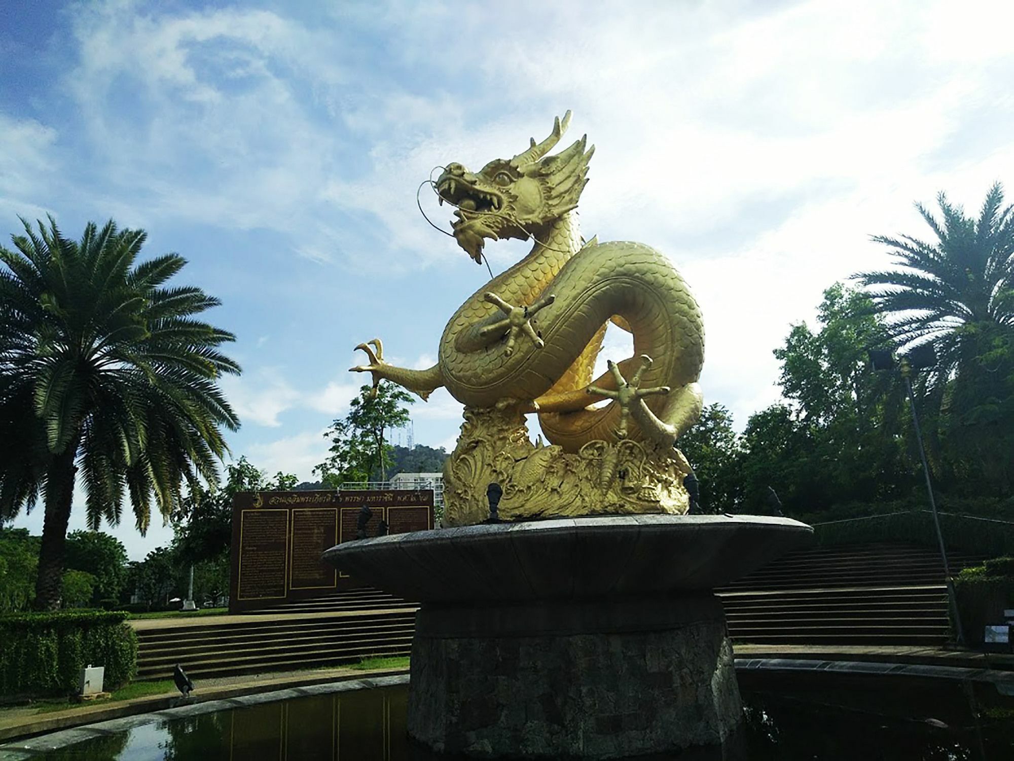 In Phuket House Hotel Buitenkant foto